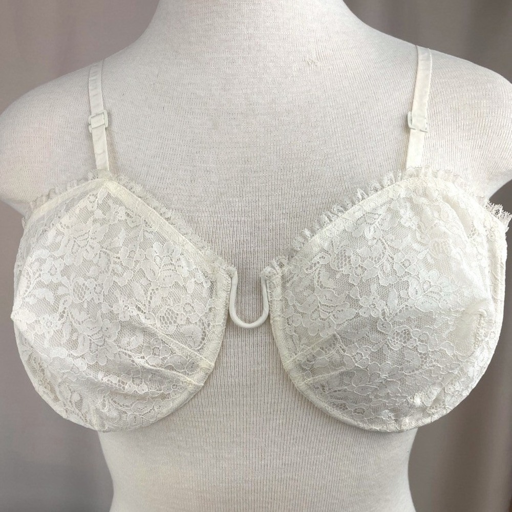 Vintage 50s LEJABY Ivory Monowire‎ Lace Bra (32) French Lingerie Coquette Goth